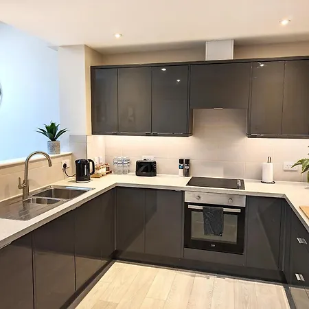 Central Cambridge, Charming 3-Bed House With Free Parking! Exterior photo