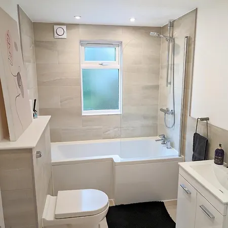 Central Cambridge, Charming 3-Bed House With Free Parking! Exterior photo